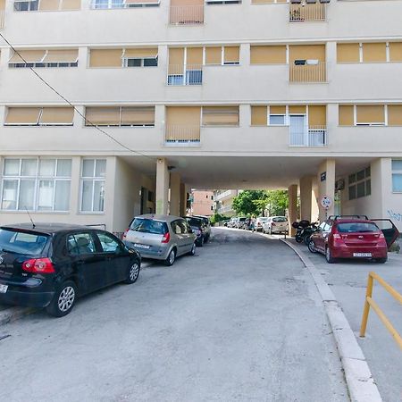 Lanuna Apartment Split Exterior photo